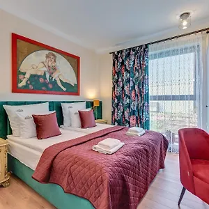 Granaria Premium Riverside & Parking By Downtown Apartament